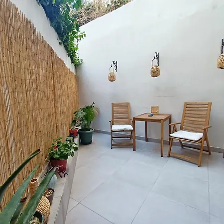 Unique Lodging Apartment *